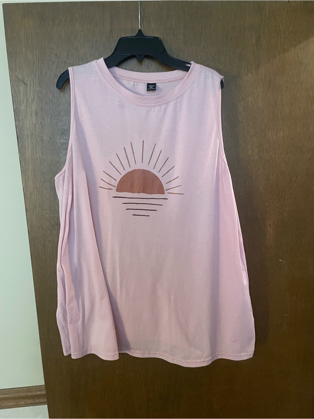SHEIN Pink Sunrise Graphic Muscle Tank